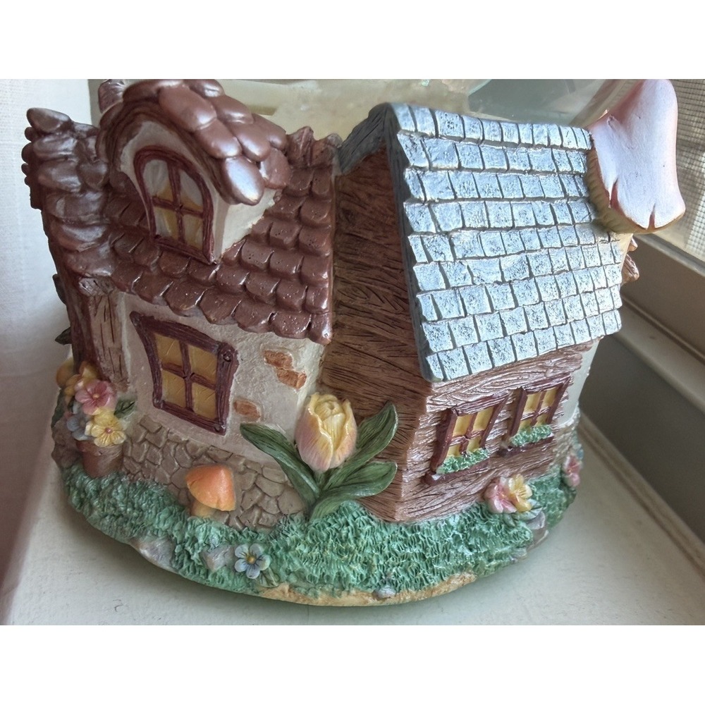 Vintage Spring Water Globe‎ Musical Easter Bunny Egg Snow Globe Peter Cottontail - Picture 3 of 7